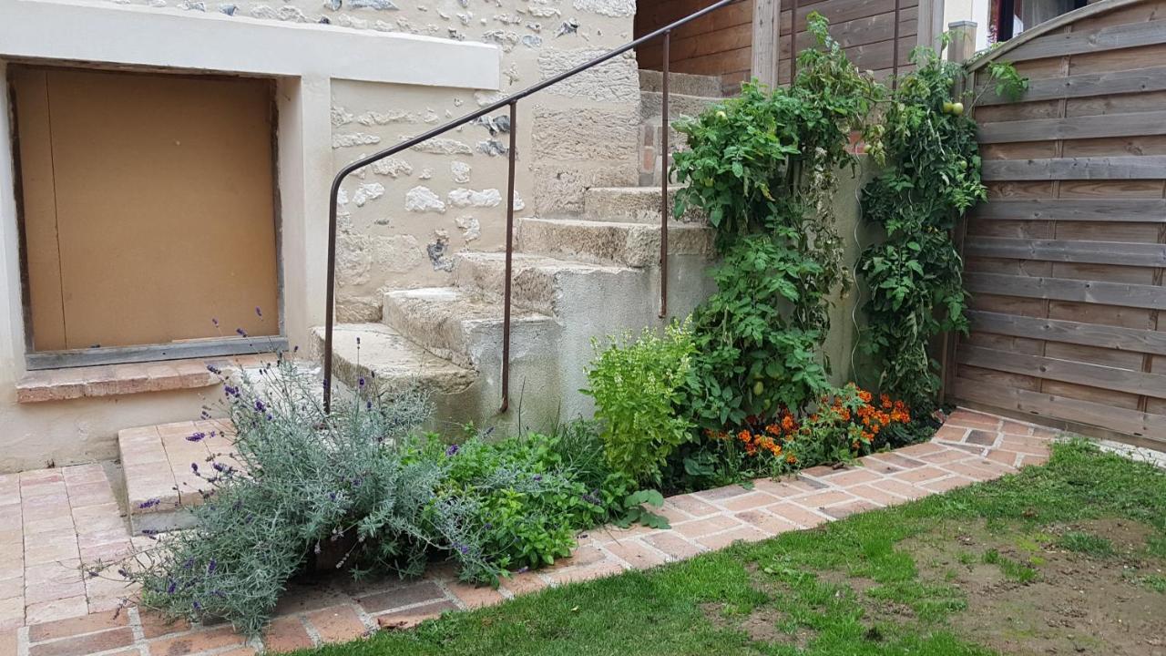 Sainte-Genevieve-les-GasnyL'Abaca 21アパートメント エクステリア 写真